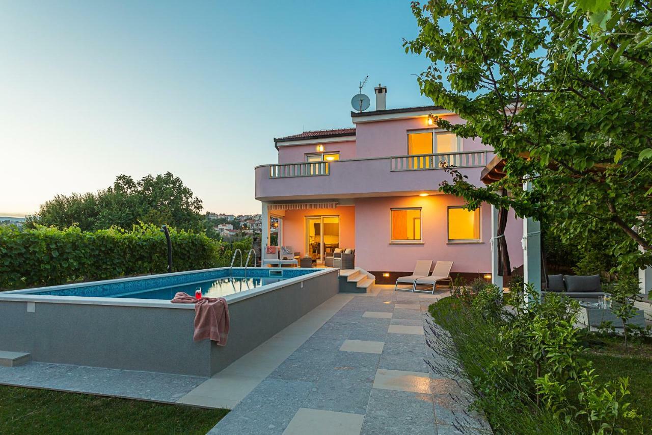 Villa Sweet Home Marija With Heated Pool Сплит Экстерьер фото